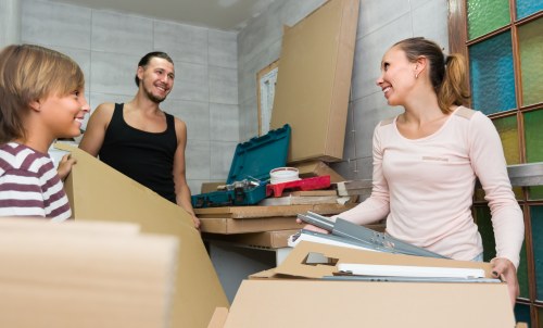 Professional packing services in Clapham for home relocation