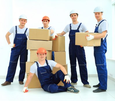 Short-term storage units in Clapham for household belongings