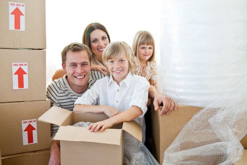 Secure and organized self storage in Clapham for household items